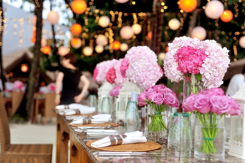 Retro Wedding Decor